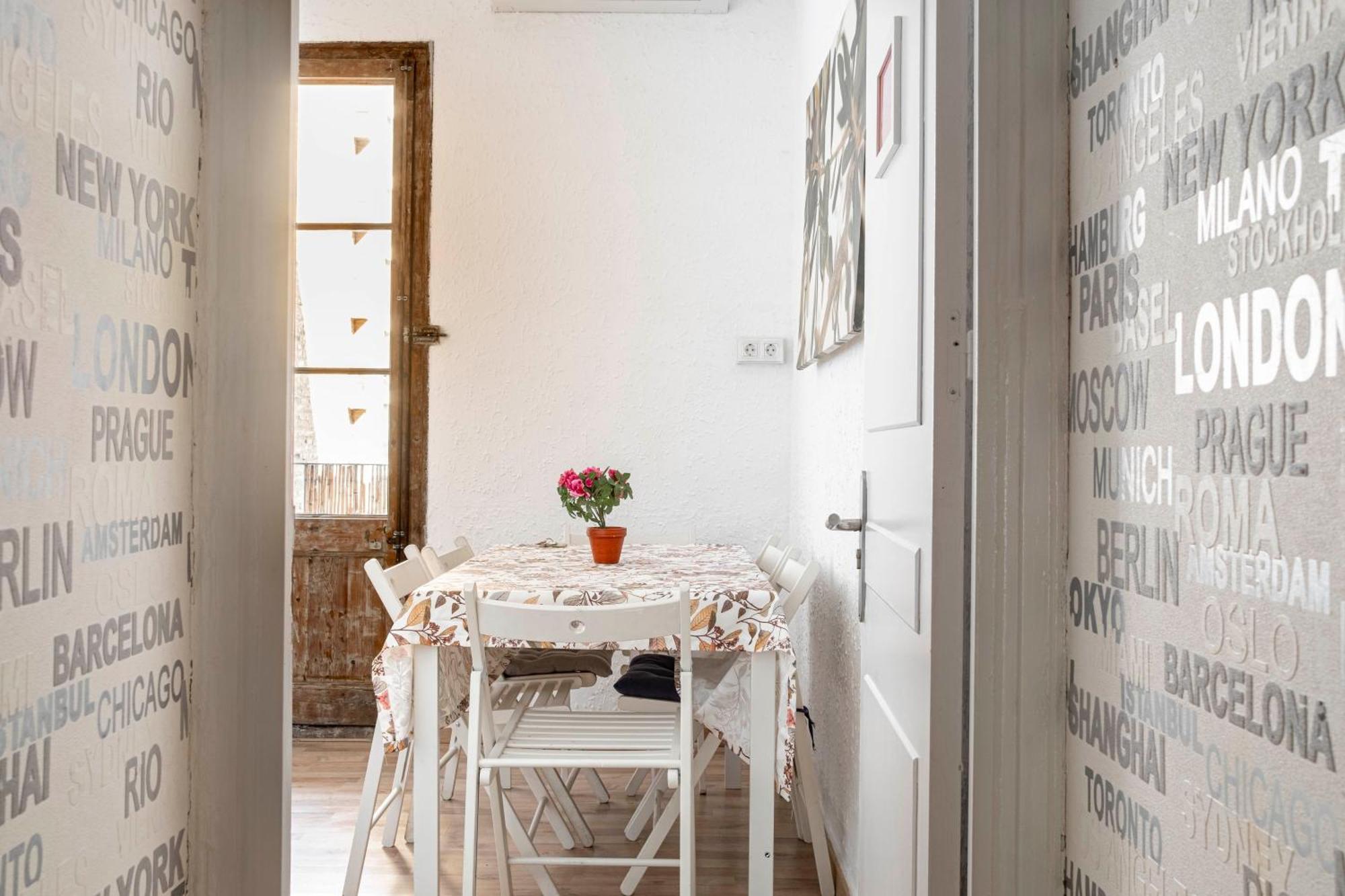 Centric Sagrada Famila 3 * Barcelone
